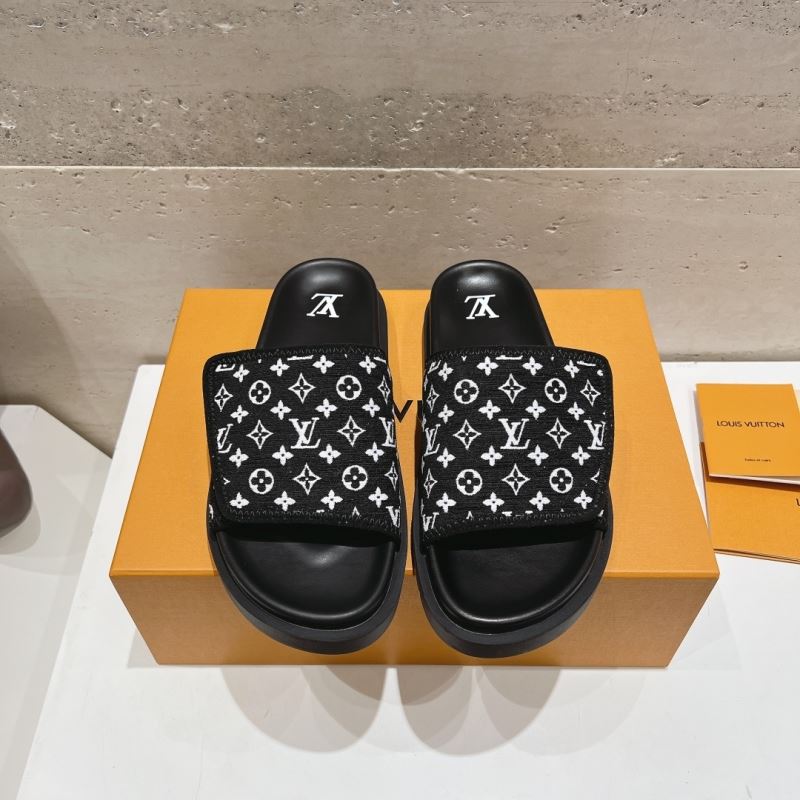 Louis Vuitton Slippers